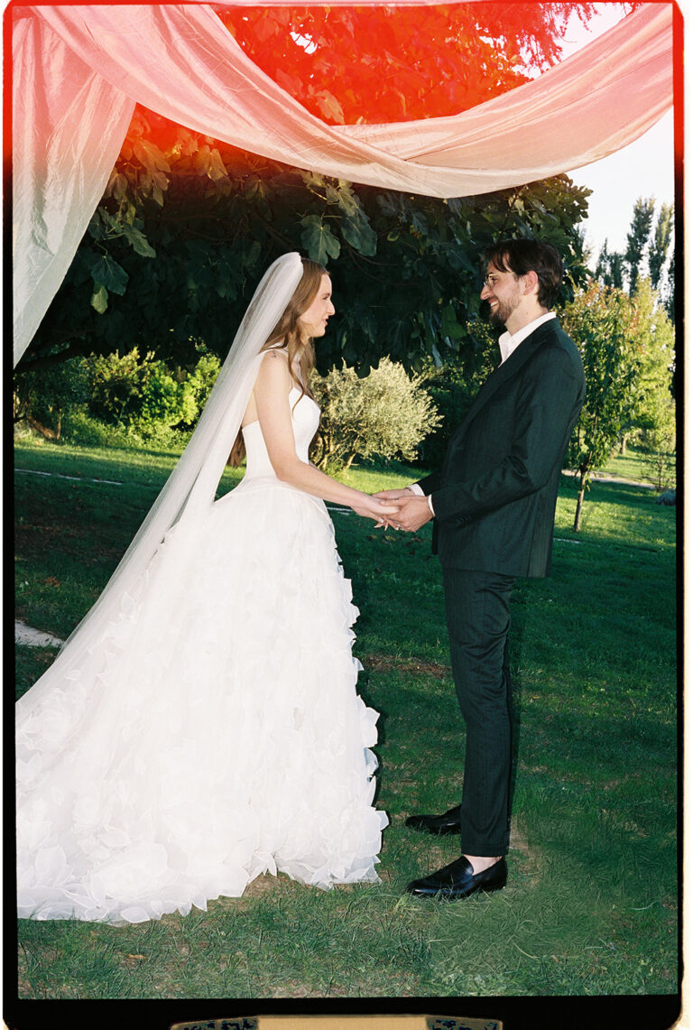 ceremony portrait with a 35mm film wedding photographer in the South of France