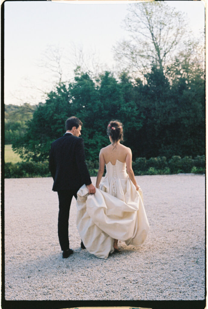 Film wedding couple photographed on 35mm
