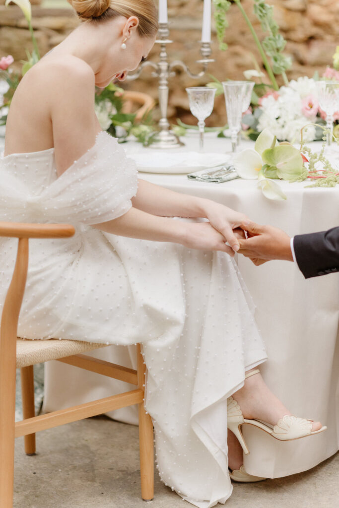 Bride and groom candid moment at Pont Bourguet, near Toulouse, South of France