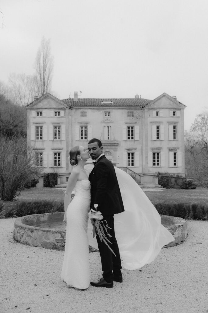 cinematic photographer, black and white wedding portrait at Pont Bourguet near Toulouse, South of France